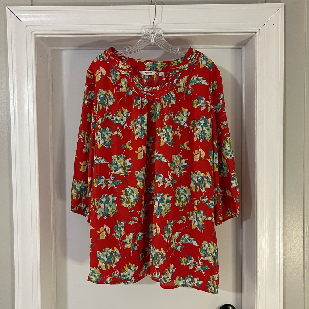 Liz Claiborne Blouse Women L Red Leaf Pattern 3/4 Sleeve Round Neck Casual NWOT